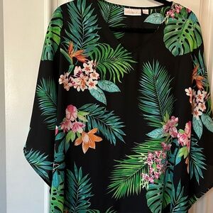 Belle by Kim Gravelle floral blouse, beautiful colors